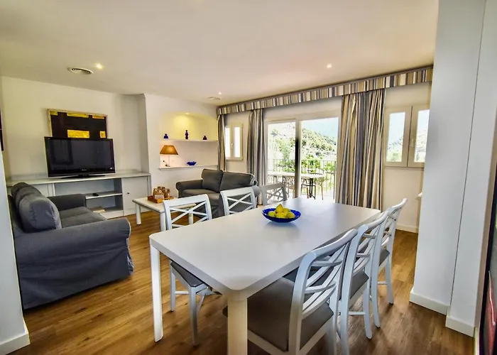 Lili Apartments